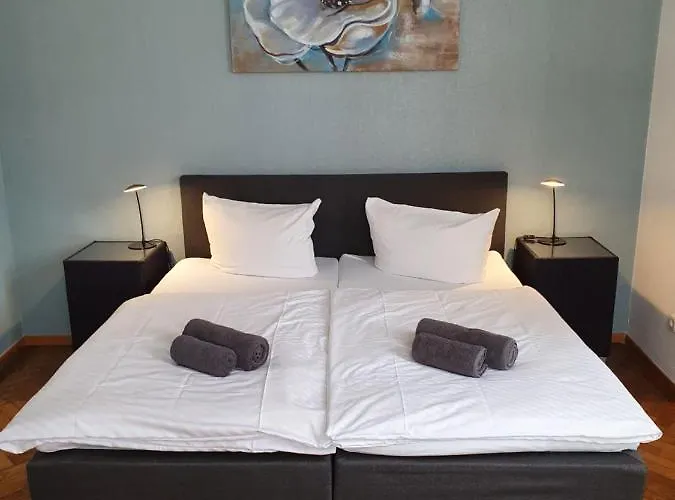 Restaurant Zum Hollaender Hof 2* バート・アロルゼン